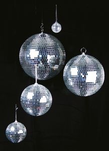 Kula lustrzana wisząca w stylu disco